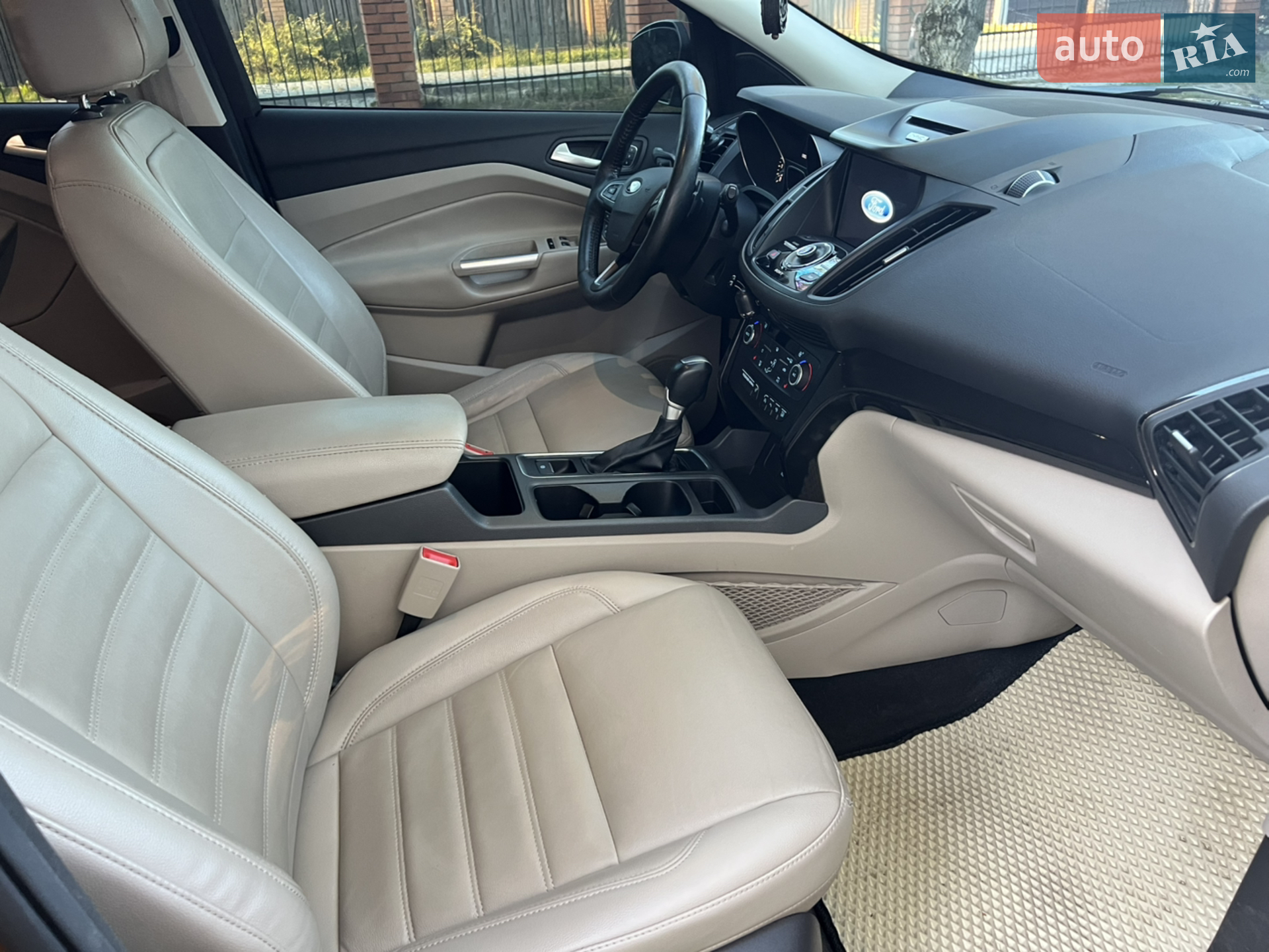 2016 Ford Escape - мініатюра 16