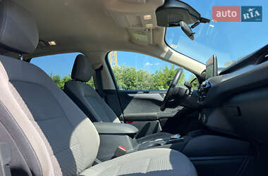 Внедорожник / Кроссовер Ford Escape 2020 в 