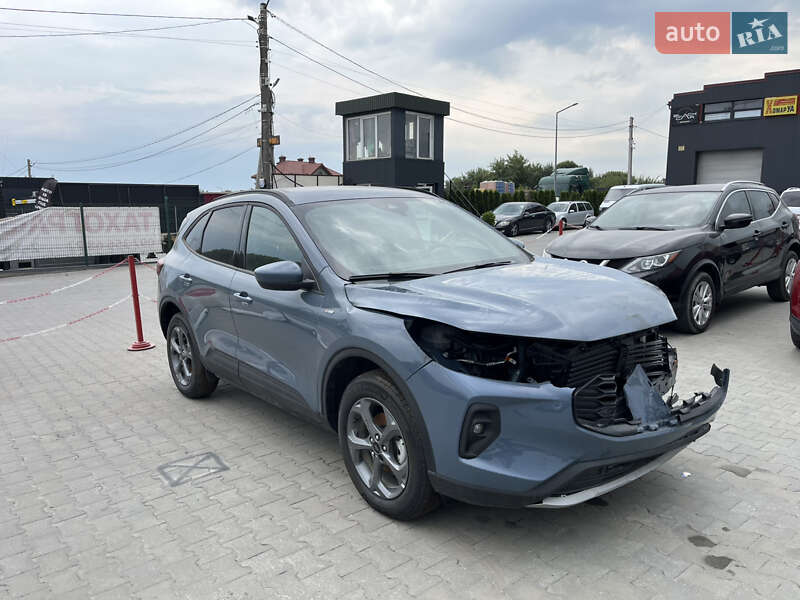 Внедорожник / Кроссовер Ford Escape 2024 в Львове