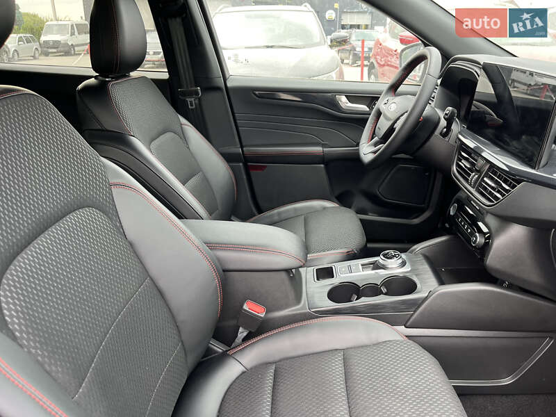 Внедорожник / Кроссовер Ford Escape 2024 в Львове