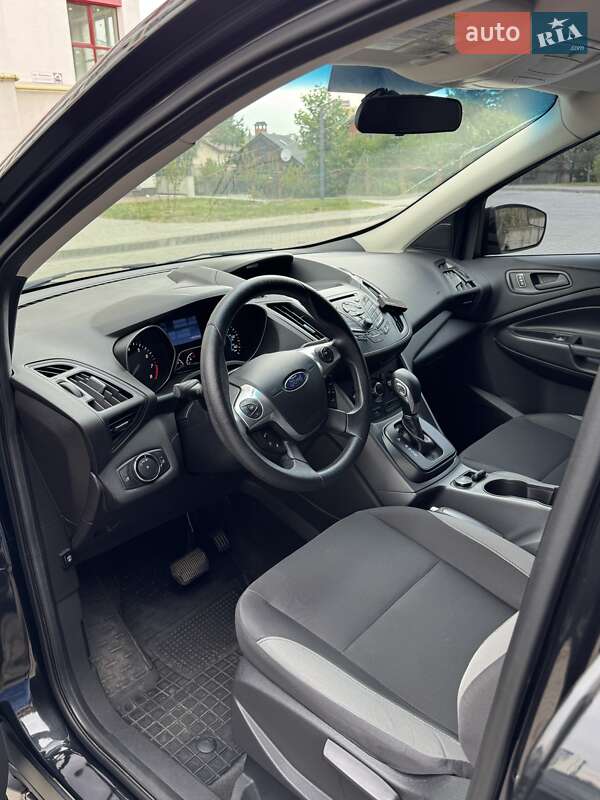 Внедорожник / Кроссовер Ford Escape 2014 в Ивано-Франковске