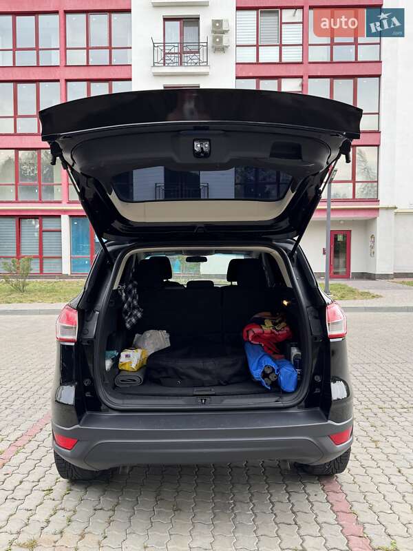 Внедорожник / Кроссовер Ford Escape 2014 в Ивано-Франковске