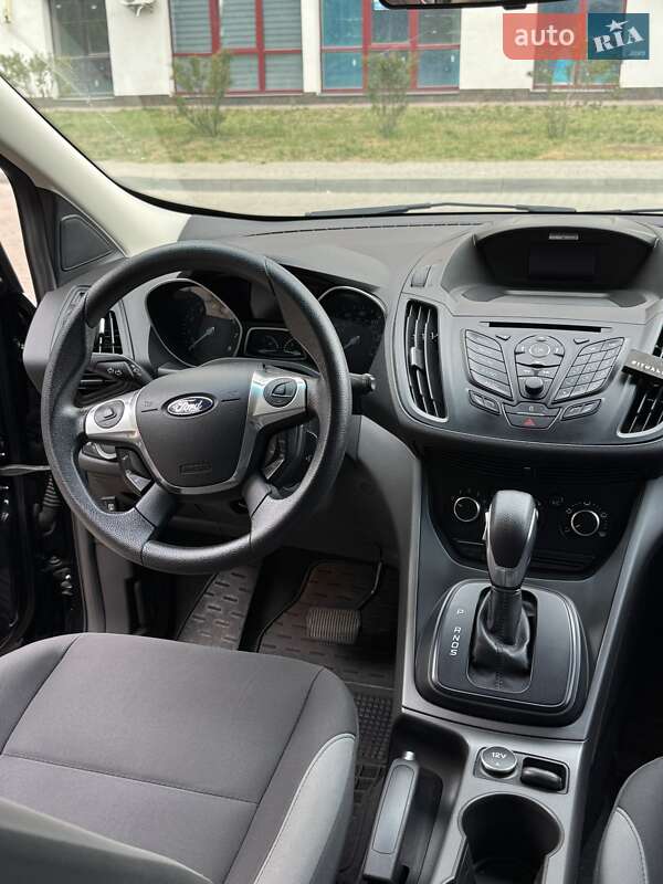 Внедорожник / Кроссовер Ford Escape 2014 в Ивано-Франковске