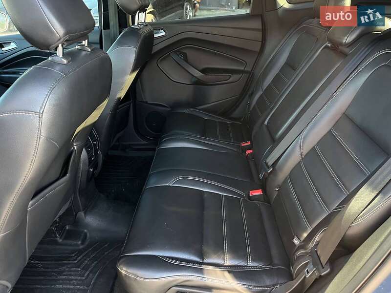 Внедорожник / Кроссовер Ford Escape 2017 в Львове