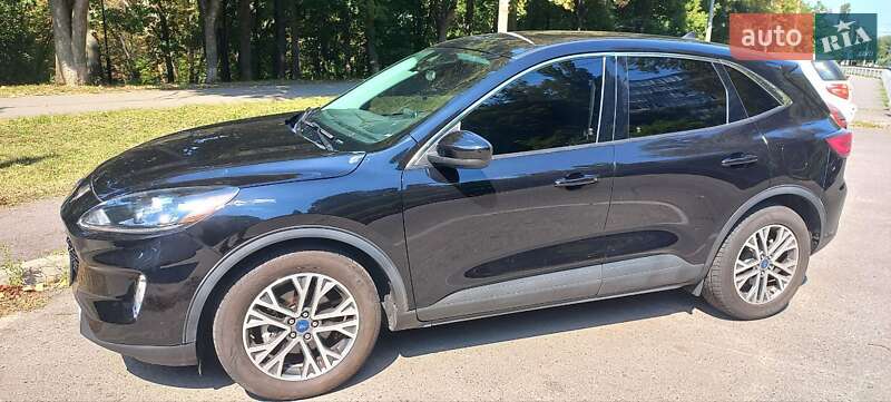 Внедорожник / Кроссовер Ford Escape 2022 в Киеве