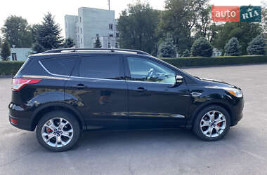 Внедорожник / Кроссовер Ford Escape 2013 в 