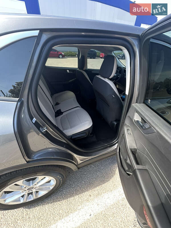 Внедорожник / Кроссовер Ford Escape 2021 в Днепре