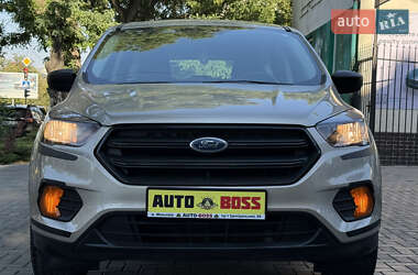 Внедорожник / Кроссовер Ford Escape 2017 в 