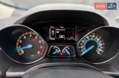 Внедорожник / Кроссовер Ford Escape 2013 в 