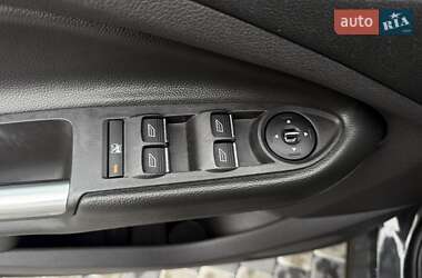 Внедорожник / Кроссовер Ford Escape 2013 в 