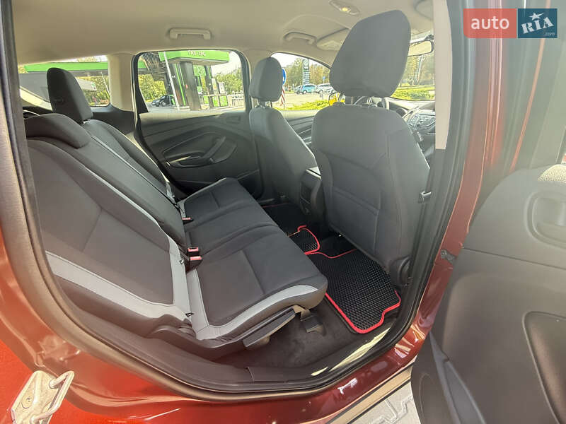 Внедорожник / Кроссовер Ford Escape 2013 в Кременчуге