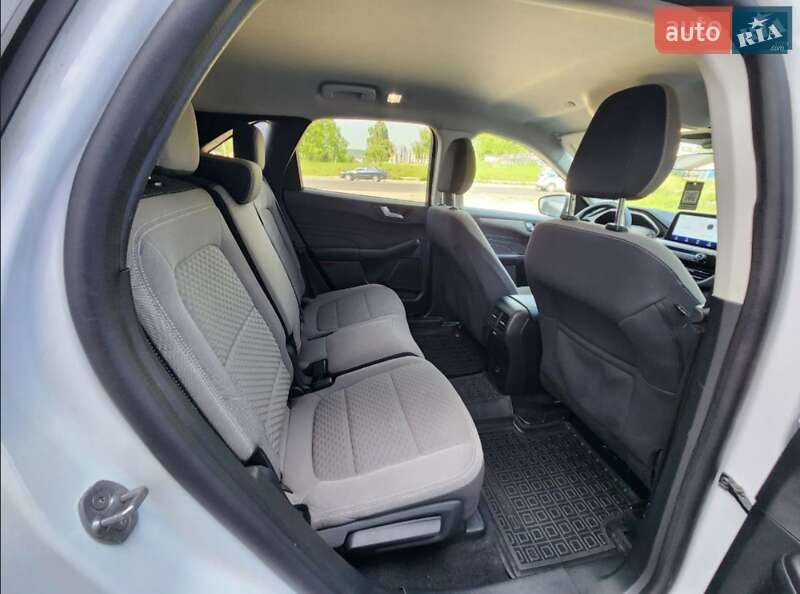 Внедорожник / Кроссовер Ford Escape 2021 в Ивано-Франковске