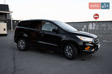 Внедорожник / Кроссовер Ford Escape 2017 в 