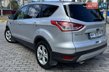 Внедорожник / Кроссовер Ford Escape 2015 в Каменском