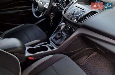 Внедорожник / Кроссовер Ford Escape 2013 в 