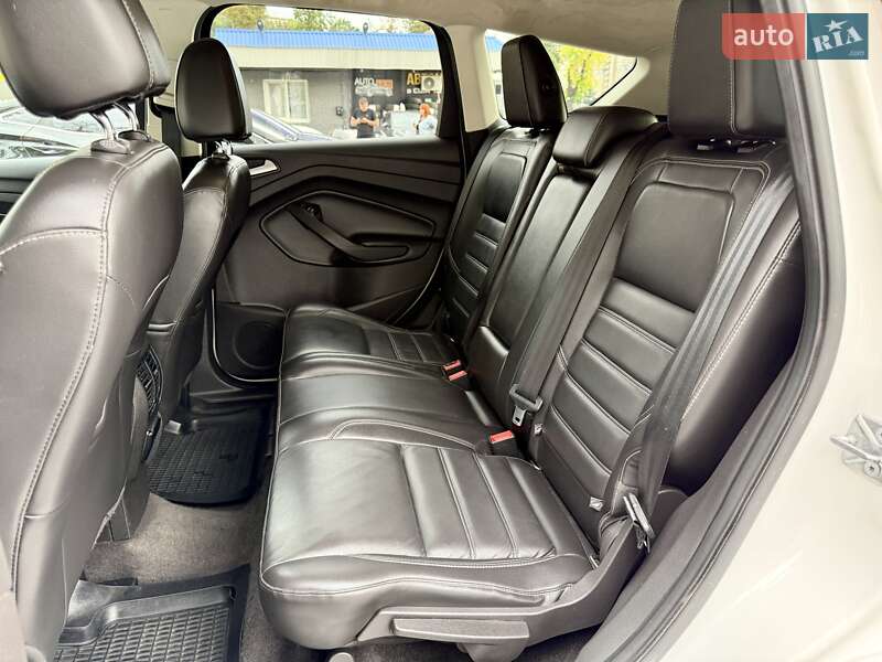 Внедорожник / Кроссовер Ford Escape 2017 в Харькове