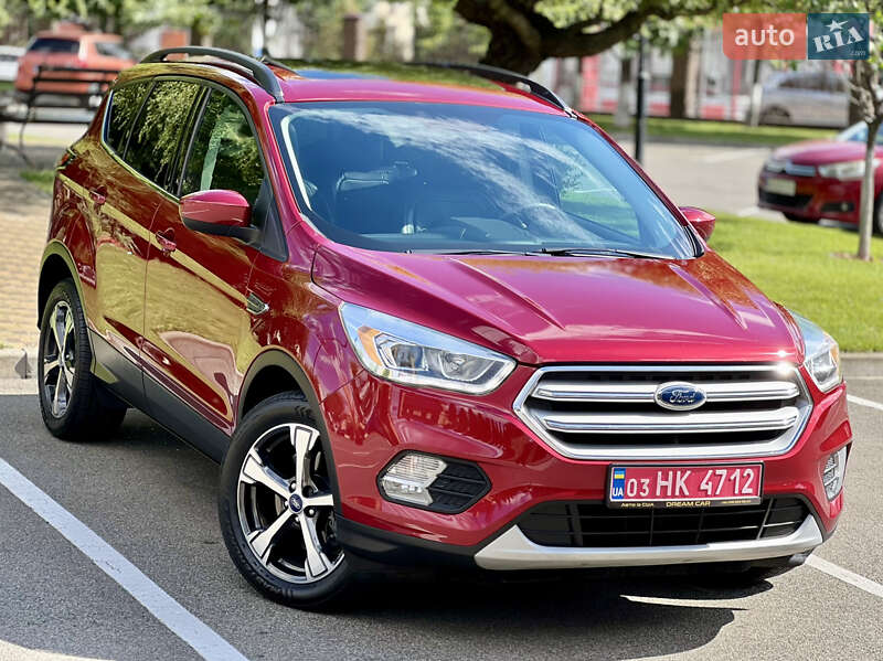 Внедорожник / Кроссовер Ford Escape 2018 в Киеве