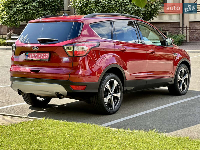 Внедорожник / Кроссовер Ford Escape 2018 в Киеве