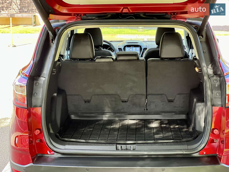 Внедорожник / Кроссовер Ford Escape 2018 в Киеве