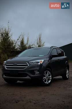 Внедорожник / Кроссовер Ford Escape 2019 в Ровно