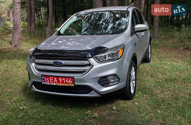 Внедорожник / Кроссовер Ford Escape 2019 в 