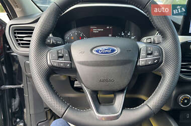 Внедорожник / Кроссовер Ford Escape 2020 в 