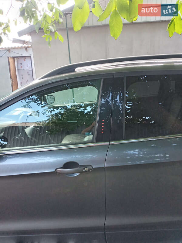 Позашляховик / Кросовер Ford Escape 2014 в Запоріжжі