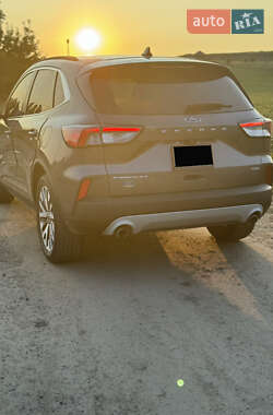 Позашляховик / Кросовер Ford Escape 2021 в  фото 4 Позашляховик / Кросовер Ford Escape 2021 в