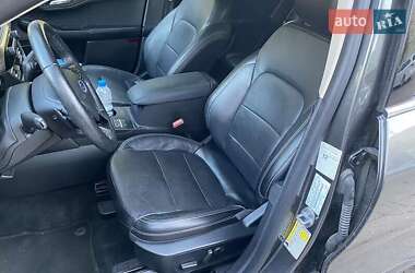 Внедорожник / Кроссовер Ford Escape 2020 в 