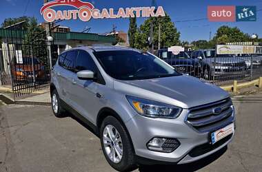 Внедорожник / Кроссовер Ford Escape 2017 в Николаеве