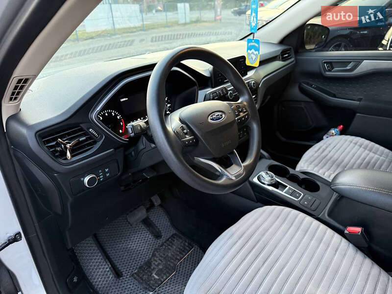 Внедорожник / Кроссовер Ford Escape 2019 в Коломые фото 17 Внедорожник / Кроссовер Ford Escape 2019 в Коломые
