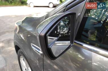 Внедорожник / Кроссовер Ford Escape 2013 в 