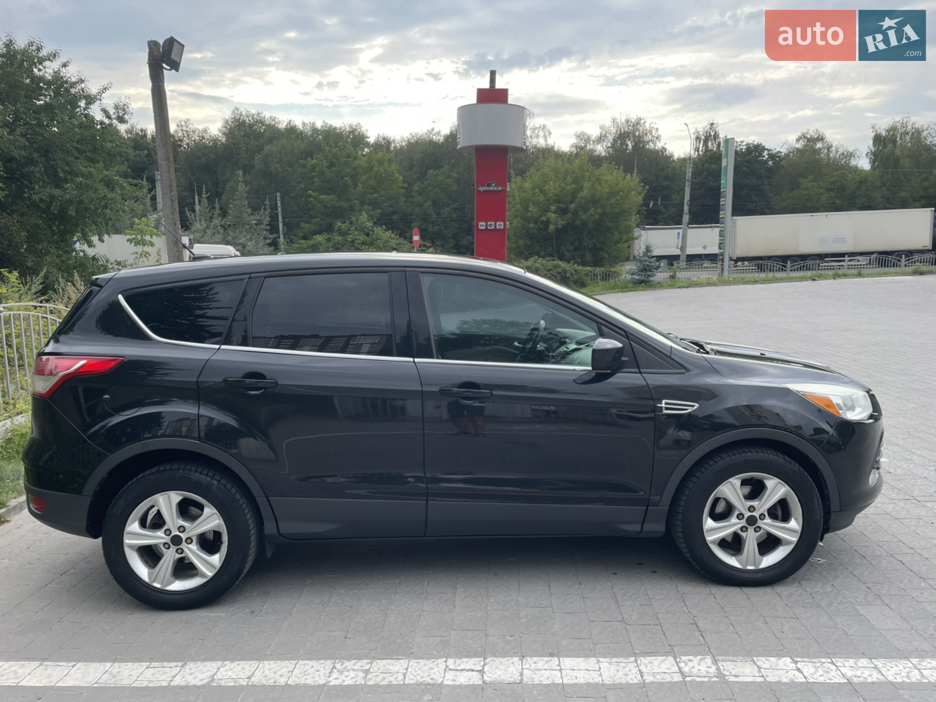 2014 Ford Escape - мініатюра 3