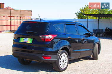 Внедорожник / Кроссовер Ford Escape 2016 в 