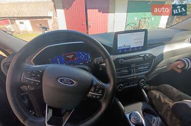 Внедорожник / Кроссовер Ford Escape 2020 в 