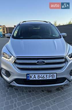Позашляховик / Кросовер Ford Escape 2017 в Ірпені
