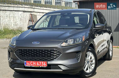 Внедорожник / Кроссовер Ford Escape 2020 в 