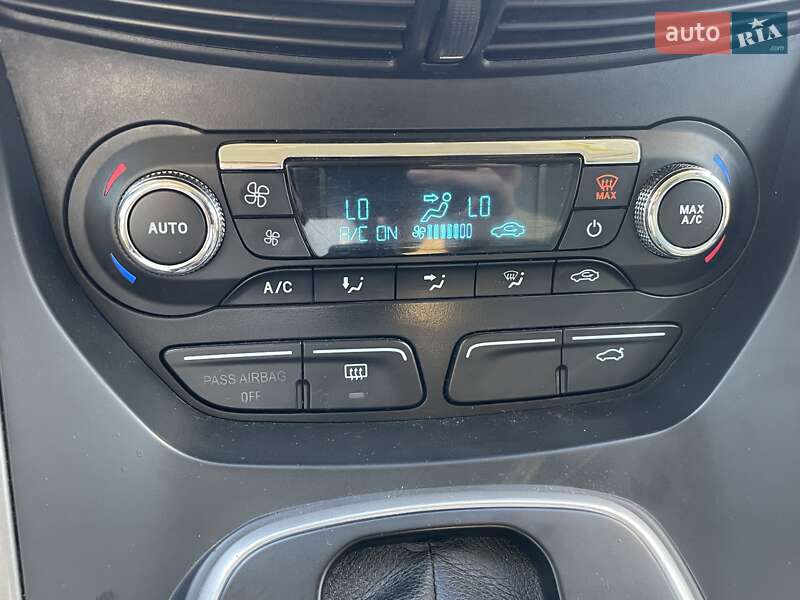 Внедорожник / Кроссовер Ford Escape 2013 в Днепре