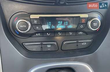Внедорожник / Кроссовер Ford Escape 2013 в 