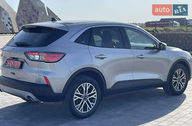 Внедорожник / Кроссовер Ford Escape 2022 в 