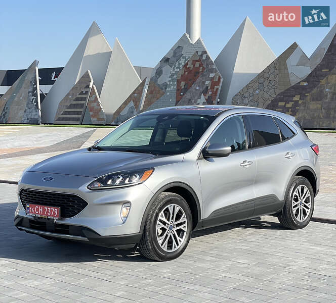 Внедорожник / Кроссовер Ford Escape 2022 в 