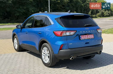 Внедорожник / Кроссовер Ford Escape 2021 в 