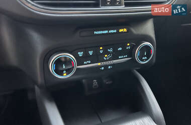 Внедорожник / Кроссовер Ford Escape 2023 в 