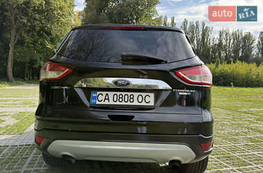 Внедорожник / Кроссовер Ford Escape 2014 в 