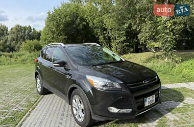 Внедорожник / Кроссовер Ford Escape 2014 в 