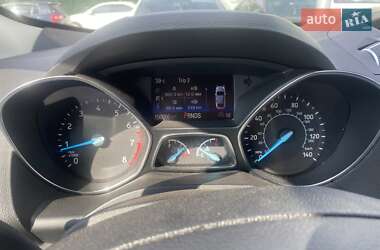 Внедорожник / Кроссовер Ford Escape 2017 в 