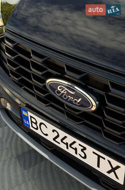 Внедорожник / Кроссовер Ford Escape 2023 в 