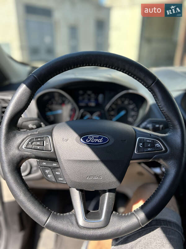 Внедорожник / Кроссовер Ford Escape 2018 в Днепре фото 18 Внедорожник / Кроссовер Ford Escape 2018 в Днепре