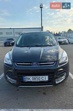 Внедорожник / Кроссовер Ford Escape 2014 в Ровно