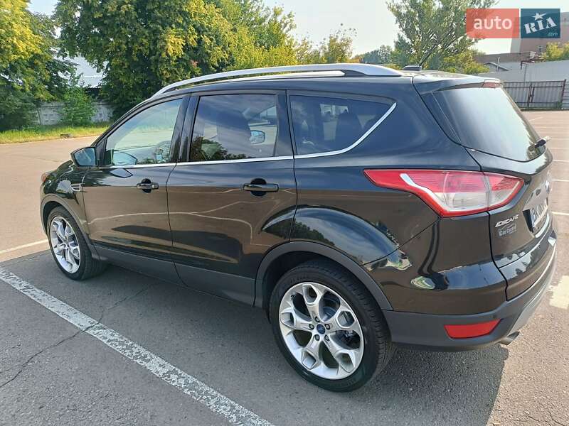 Внедорожник / Кроссовер Ford Escape 2014 в Ровно